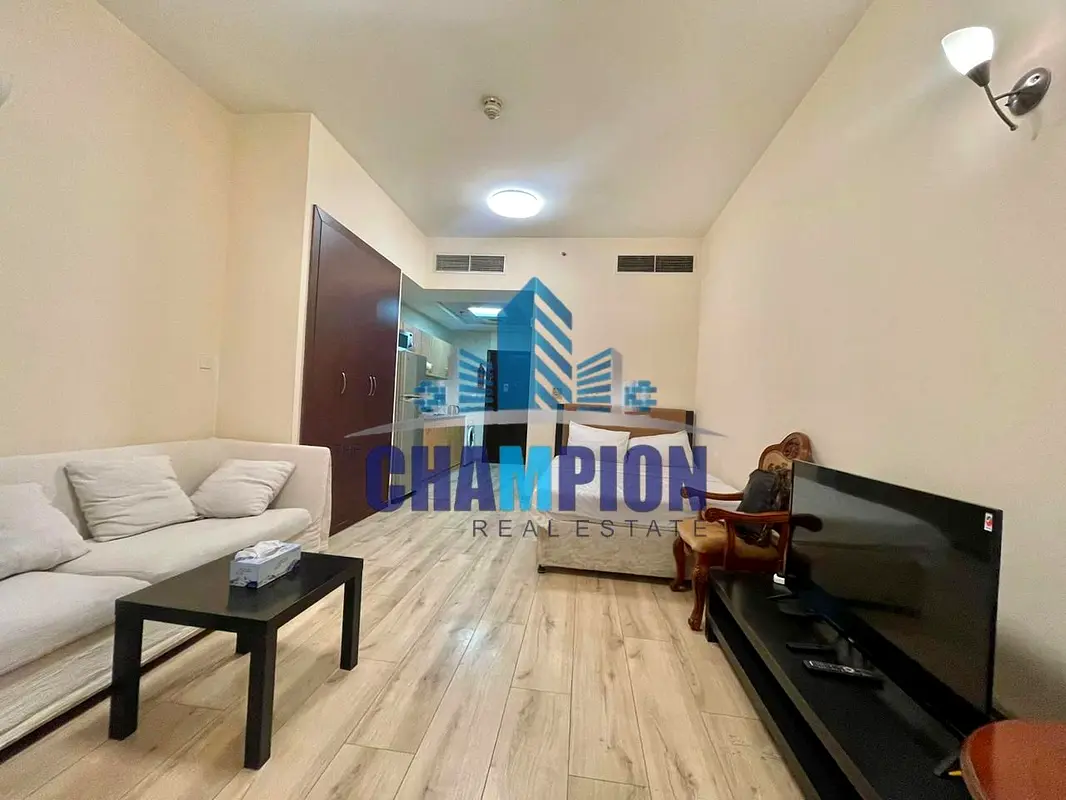 Apartment FURNISHED AND UPGRADED UNIT RENTED Dubai