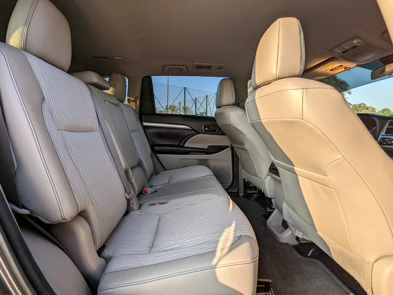 2018 TOYOTA HIGHLANDER LE PLUS AMERICAN IN EXCELLENT CONDITION63165692918403114