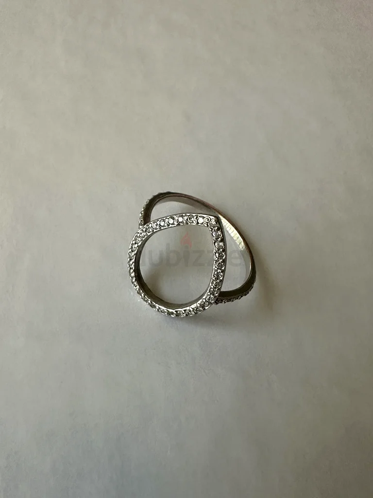 Silver ring63235601368450111