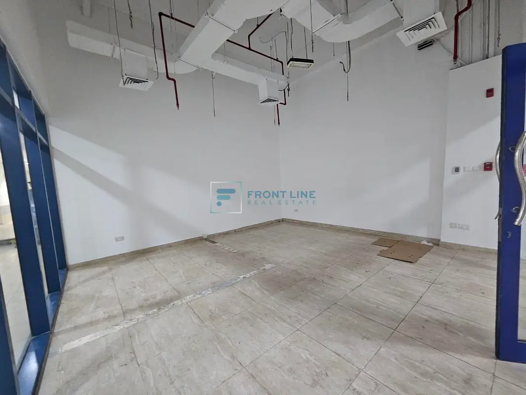 Shop SHOP I SEMIFITTED I JLT Dubai