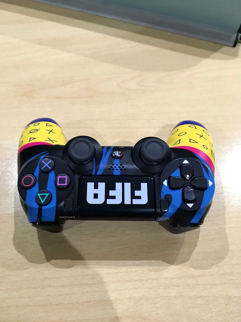 صدمات PS4 الباهتة63232652810626113