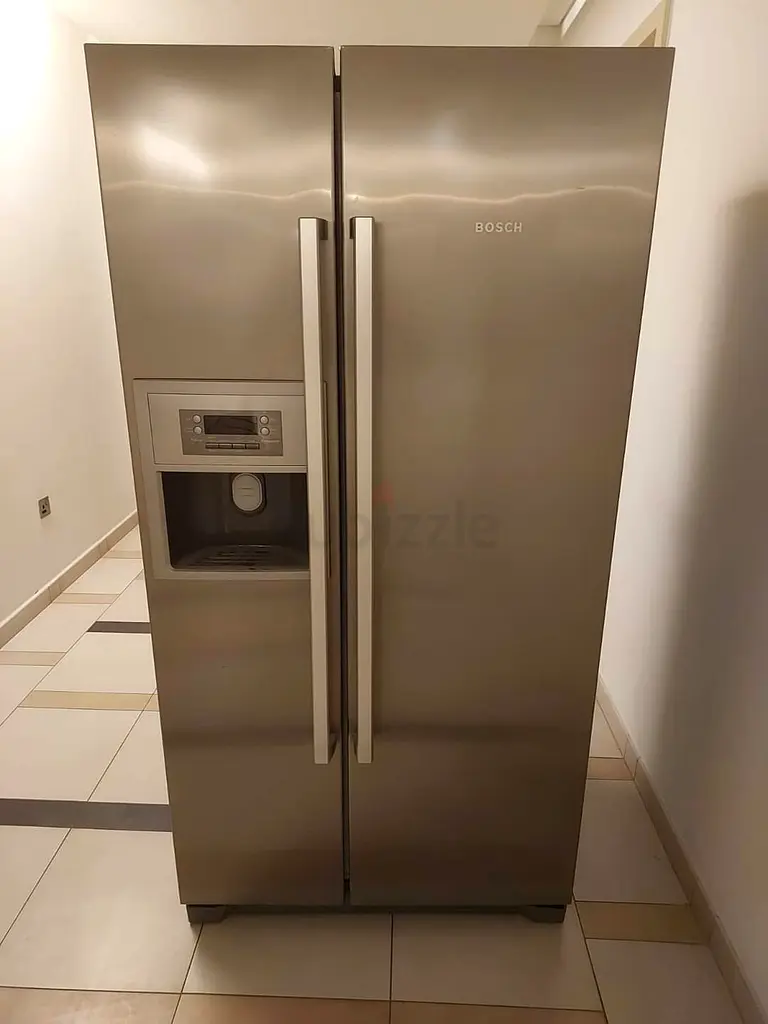 Bosch Brand side by side Fridge freezer ice maker with digital timer