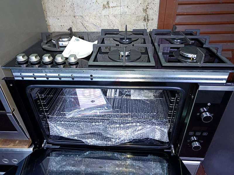 Hoover Brand New Built in 90cm Gas Hob And Oven For Sale