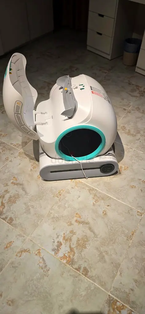 Expedman SelfCleaning Cat Litter Box for Sale Rarely Used, Like New