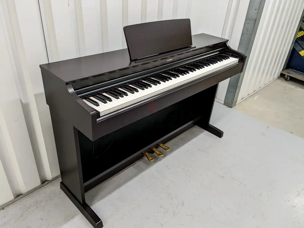 Yamaha Arius YDP 163 Digital Piano with Bench