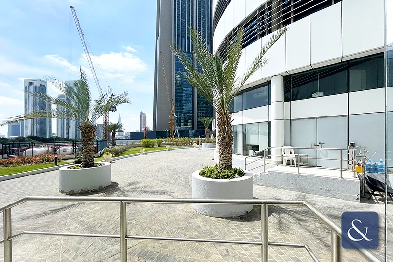 Shop Vacant October Fitted Retail DIFC License Dubai