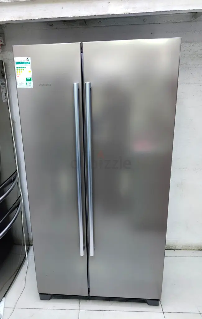 Siemens side by side refrigerator brand new condition