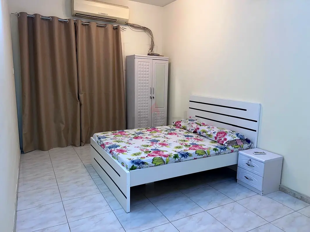 Apartment Furnished Sharing Room for Family Dubai