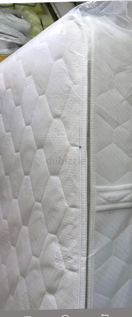 Brand New King size spring pillow top mattress دوبيزل