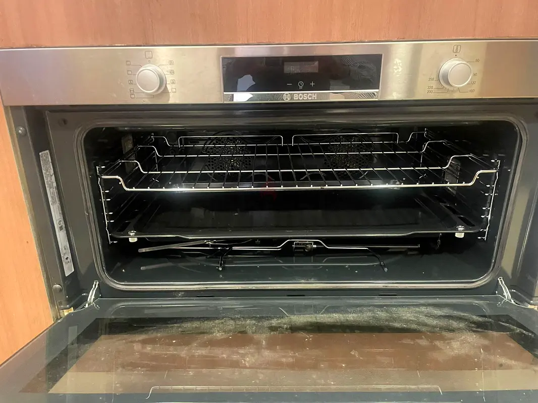 Bosch latest model Series 8 electric oven builtin 90cm