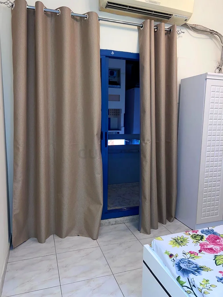 Apartment Furnished Sharing Room for Family Dubai