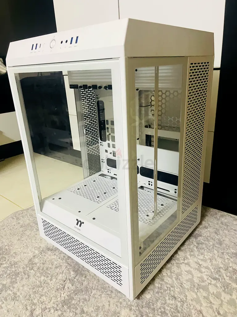 PC Case Thermaltake tower 500