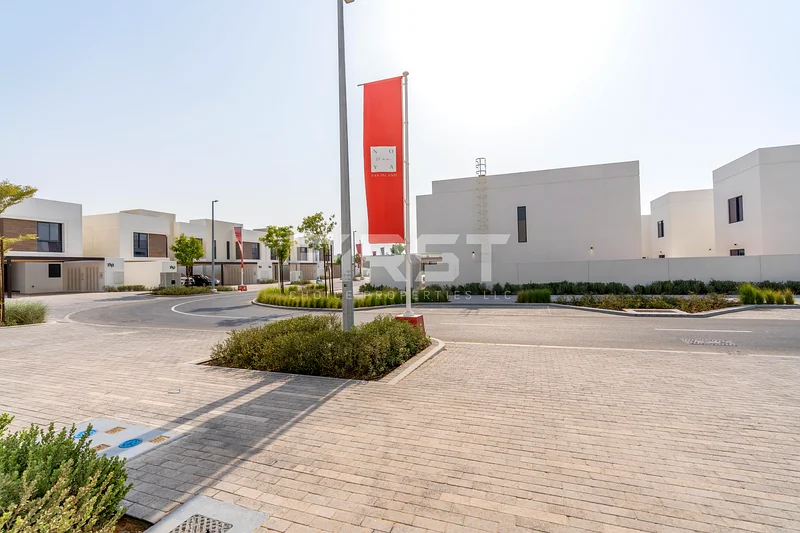 Townhouse Single Row One Payment Stunning Facilities