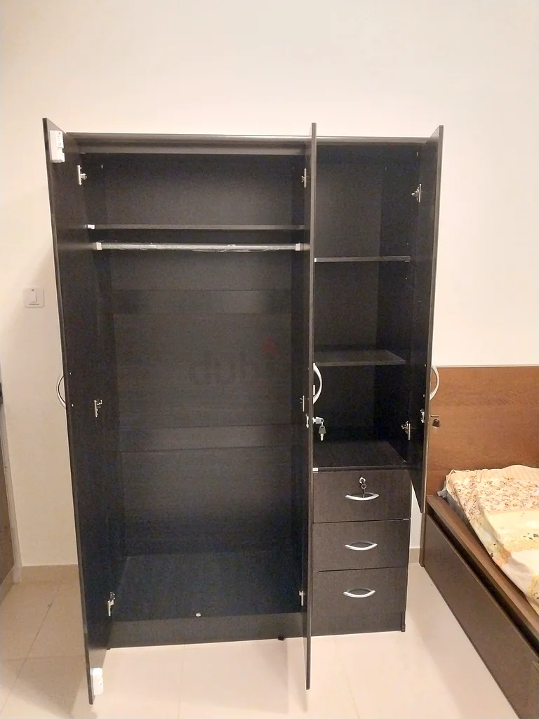 Brand new 3door cabinet Dark brown colour available62867839836803111