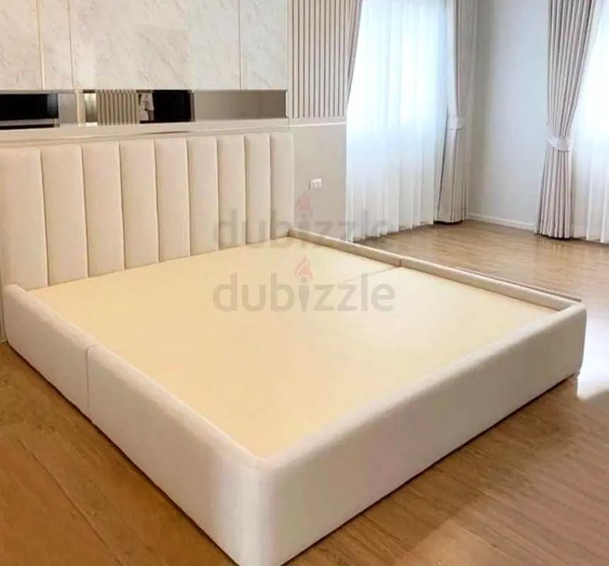 Brand New high quality luxury velvet king size 180x200 bed with