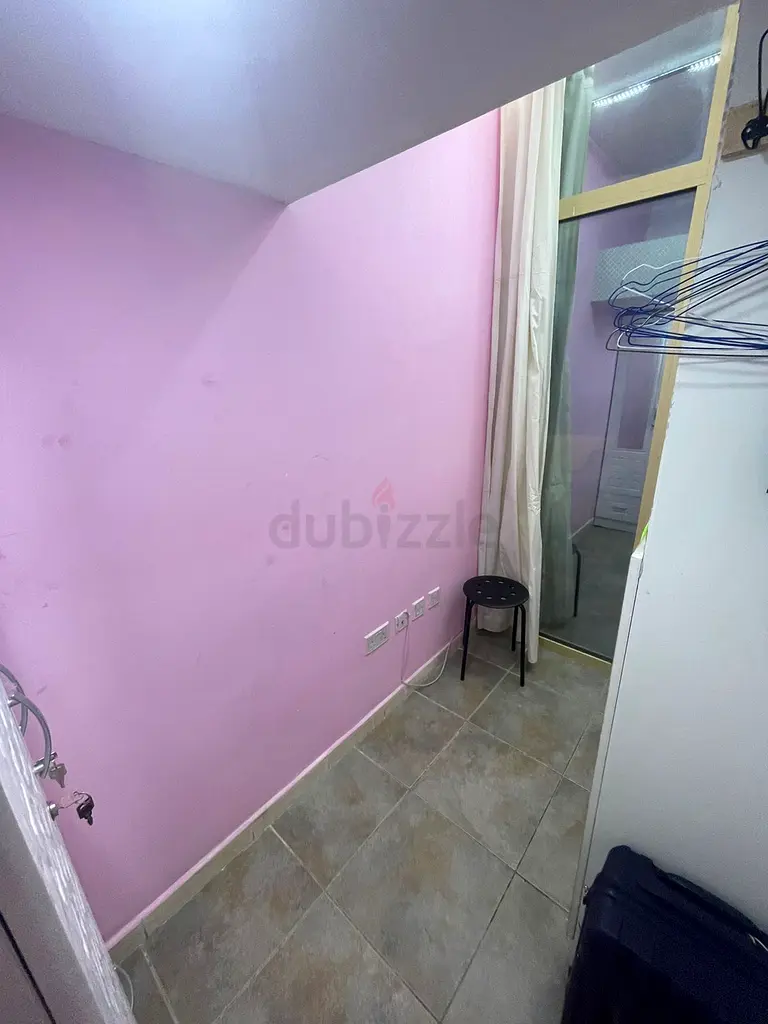 Apartment Clean Partition available IN Rolla Street Bur Dubai for AED