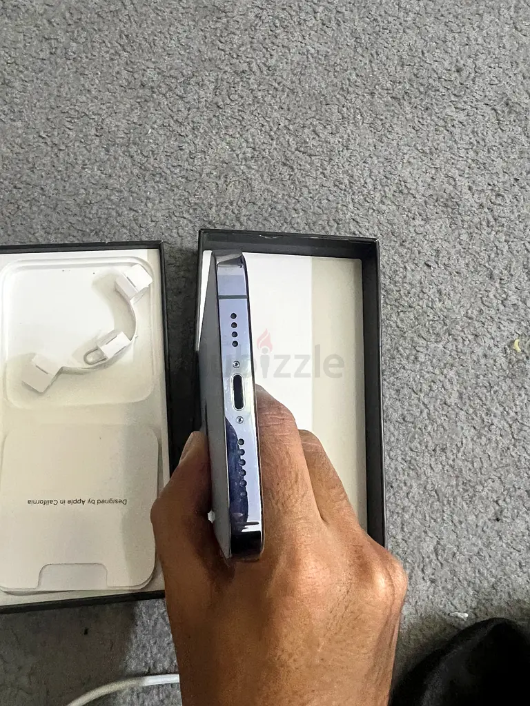 iphone 13 pro max 256 Gb with original box