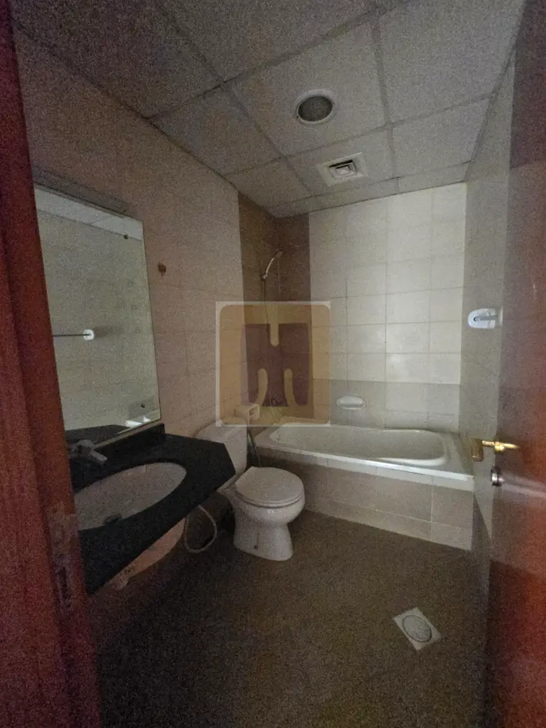 Apartment WOW! TWO BEDROOM FULL FACILITIES IN BUILDING Dubai