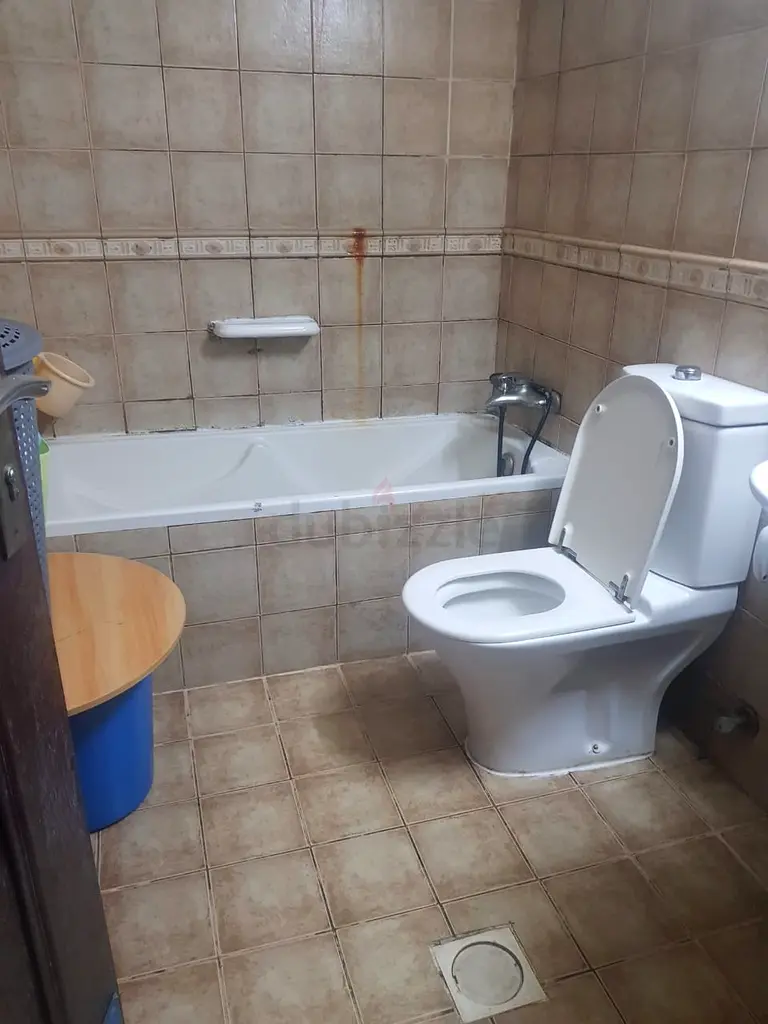 Apartment Partition room for couples Sharjah