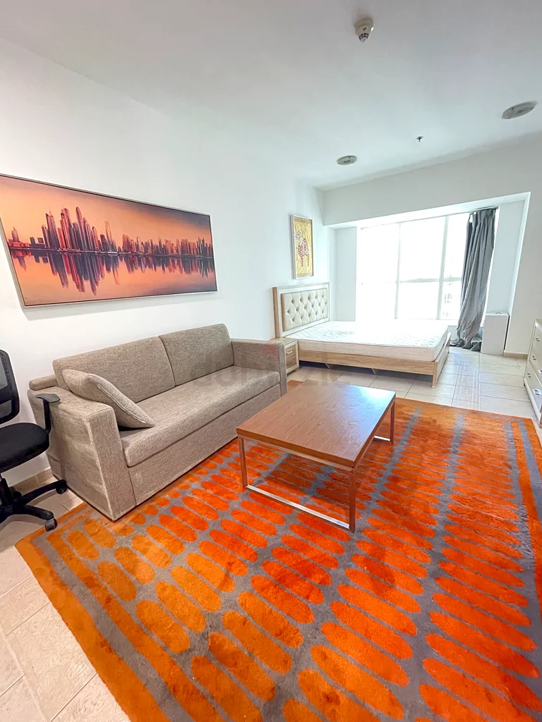 Apartment Big room in super clean apartment Dubai