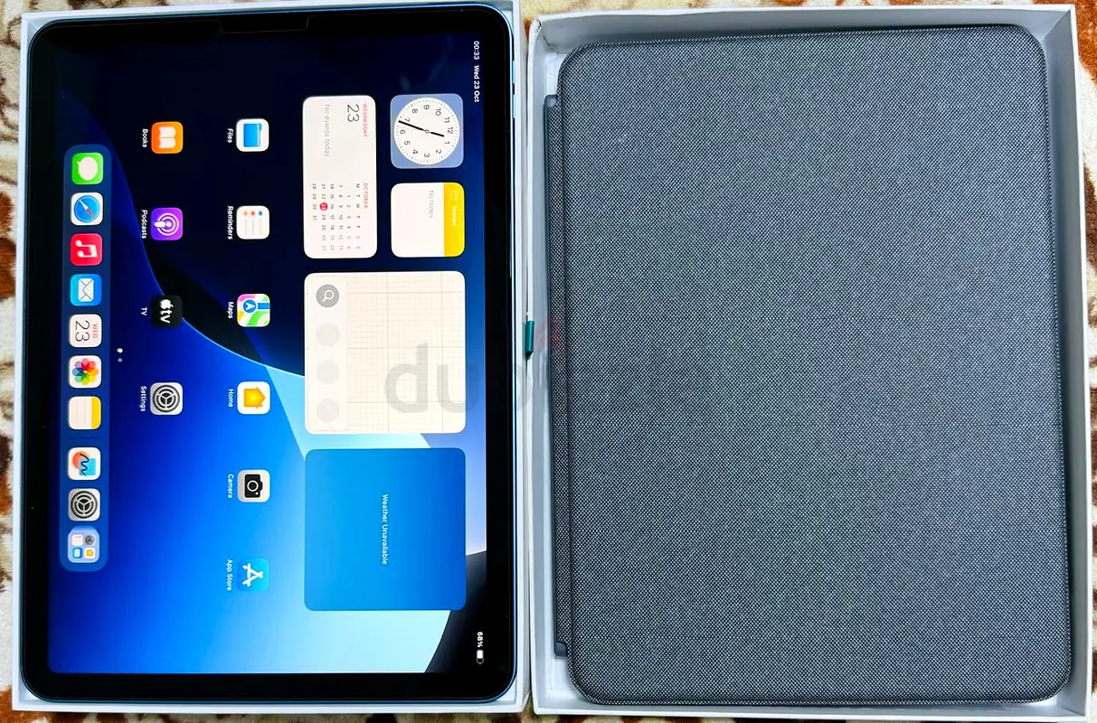 iPad Air 10.9 5 Generation (2022) like brand new