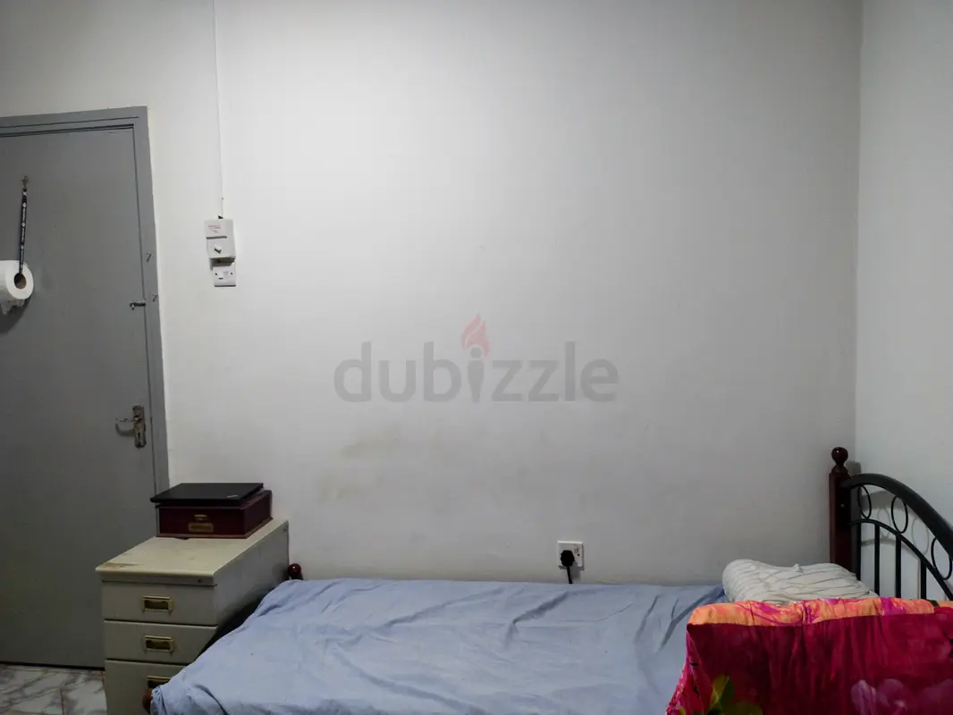 Apartment Keralite Bachelor Bed space, Behind Al Wahda Mall, AirPort