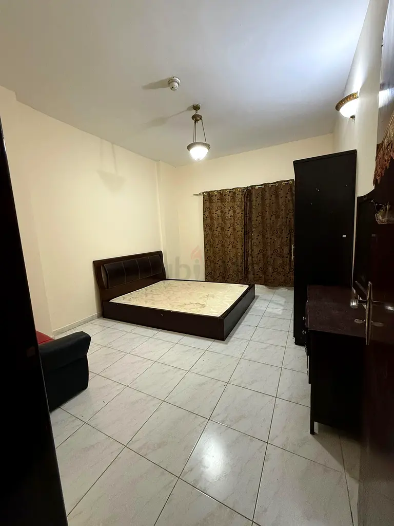 Apartment Fully furnished Room in Neat and Clean Flat near Metro
