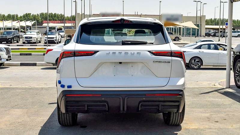 Gcc top opition 1.6 luxury warranty unlimited km intallment63174302832513113