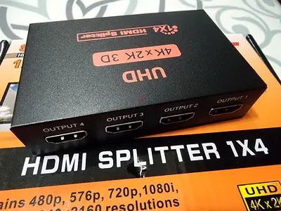 HDMI splitter