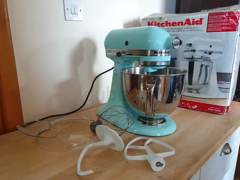 Kitchen Aid 4.7 L Stand Mixer As NEW