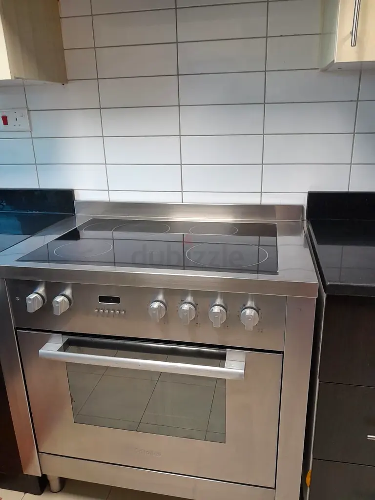 Electric Cooking Range / Oven