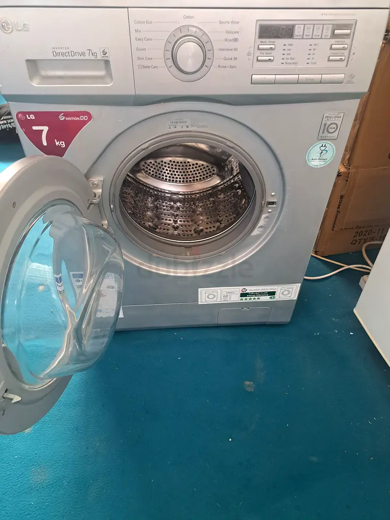 LG washing machine 7kg for sale