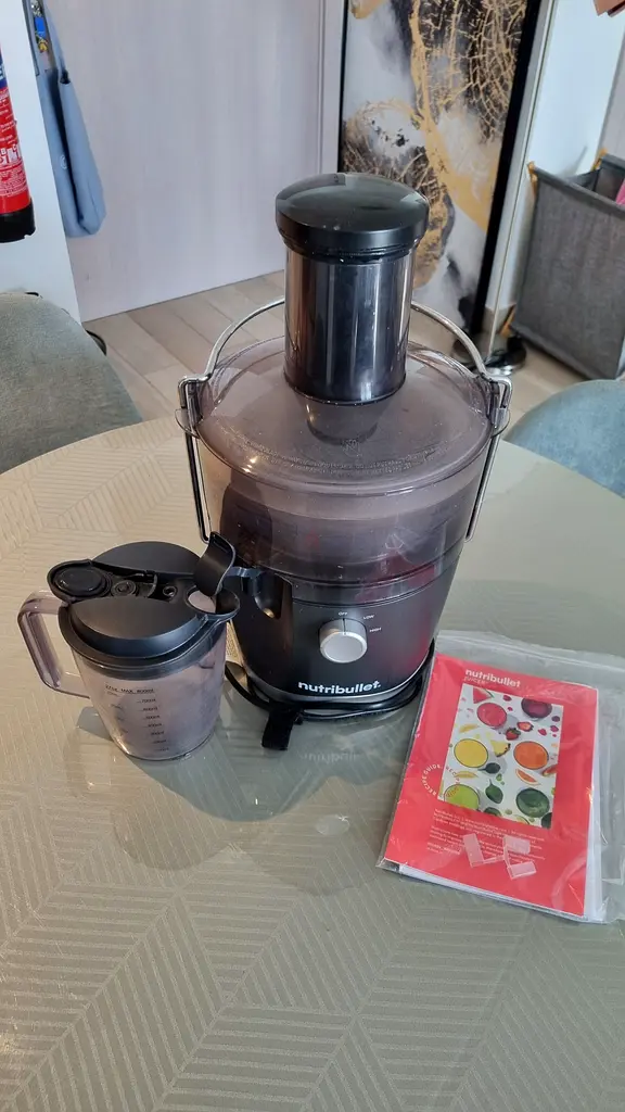 Nutribullet Juicer Blender Combo (Used)