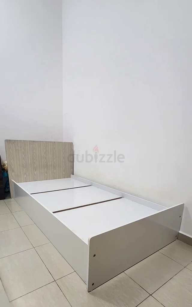 Kids bed and mattress