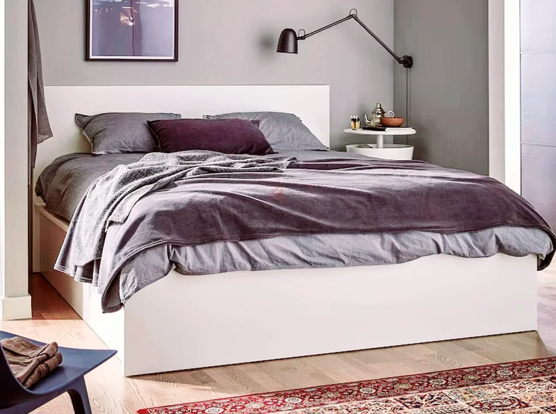 Urgent sell Ikea hydraulic storage bed set
