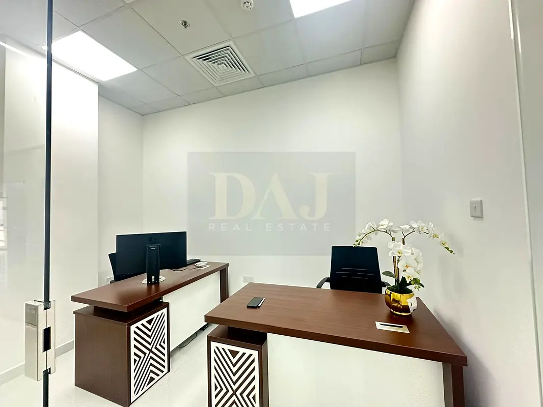 Office ⁠Beautiful Office Direct from Owner ⁠Near to Metro