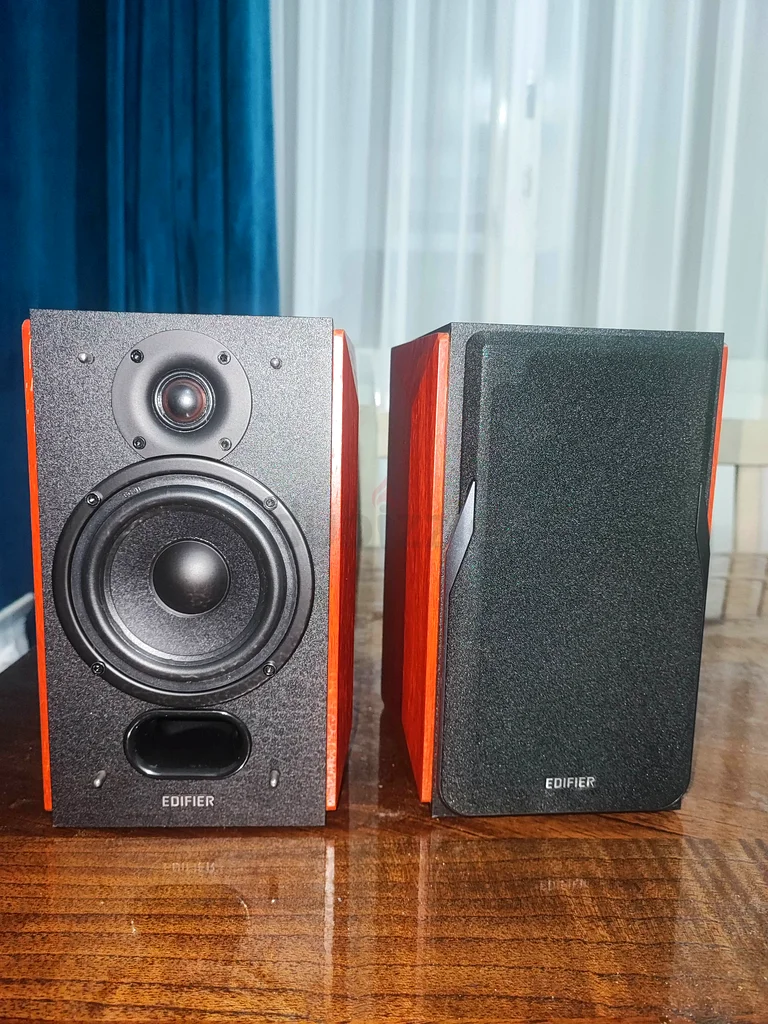 Edifier passive bookshelf speakers