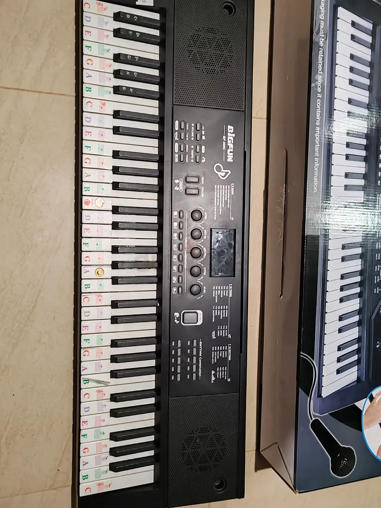 61 keys Electronic keyboard for sale