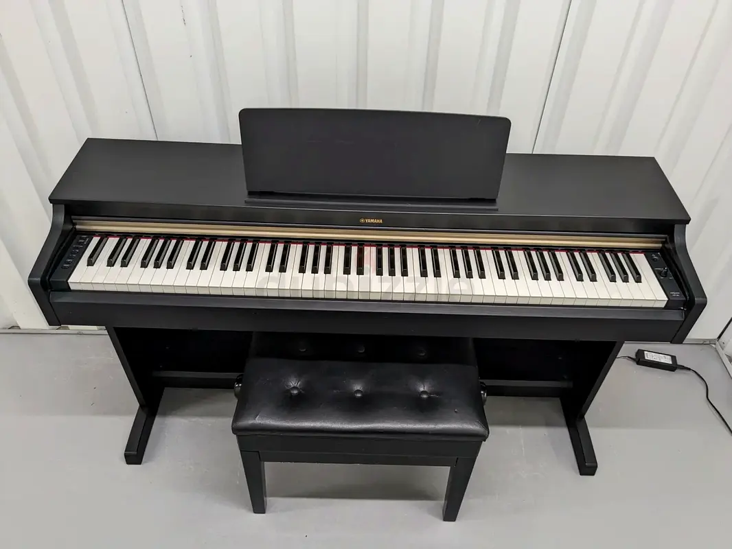 Yamaha Arius YDP 162 Digital Piano with Bench