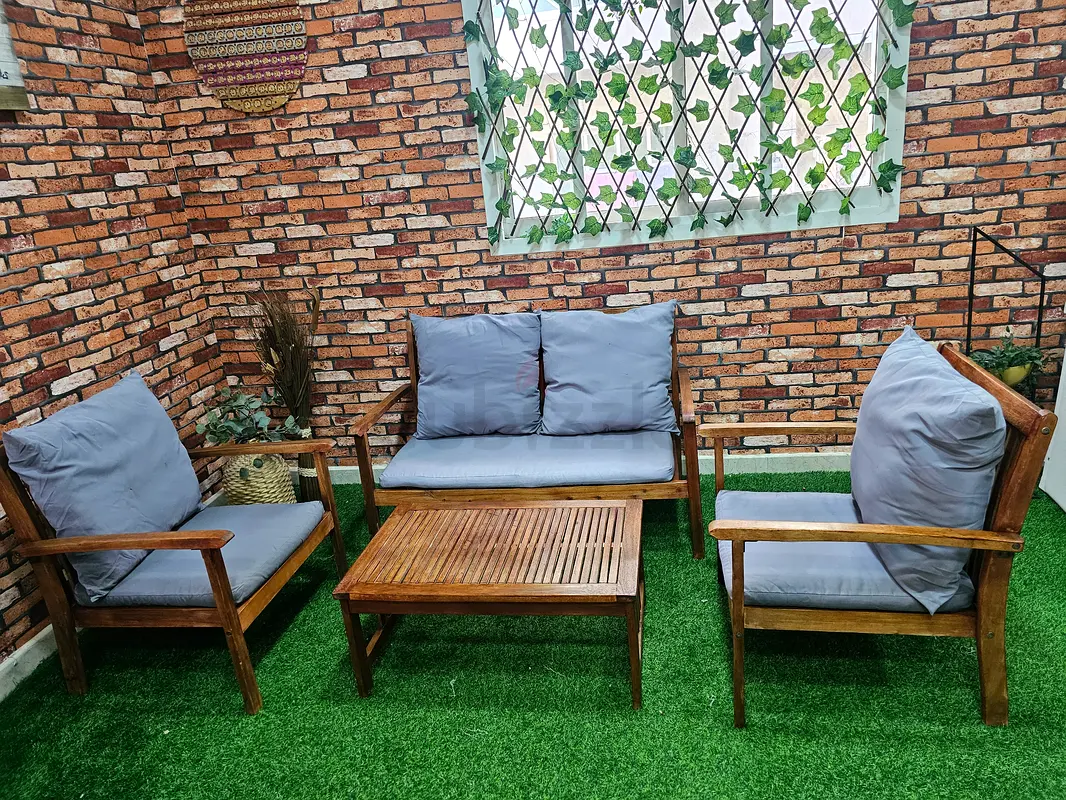 Wooden garden set...delivery possible