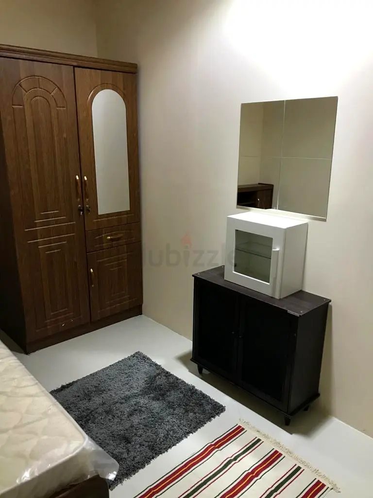 Apartment Very nice room “ Partition “ for one lady in Albarsha 1 near