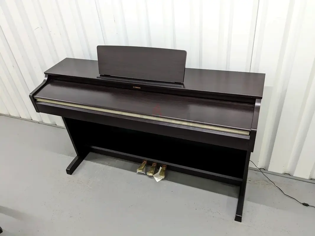 Yamaha Arius YDP 162 Digital Piano with Bench