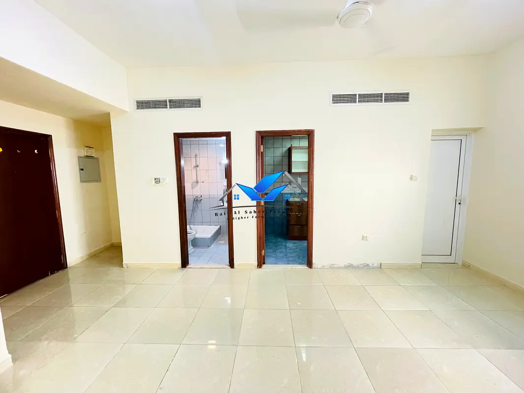 Apartment Proper design. Smartly priced. Ready for move_in!