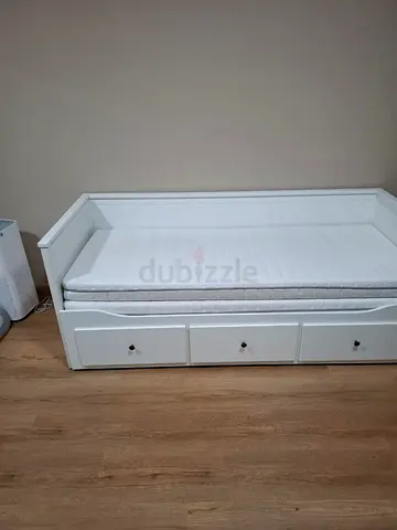 Ikea hemnes day bed with mattress
