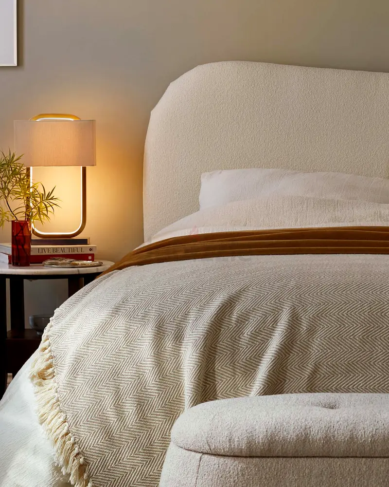 boucle king ottoman storage bed