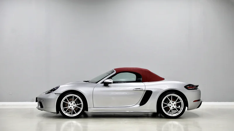 Boxster 718 | GCC | Ref#S20546563231637673218112