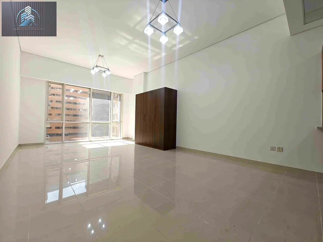 Apartment SPLENDID BIG SIZE STUDIO APARTMENT AT PRIME LOCATION