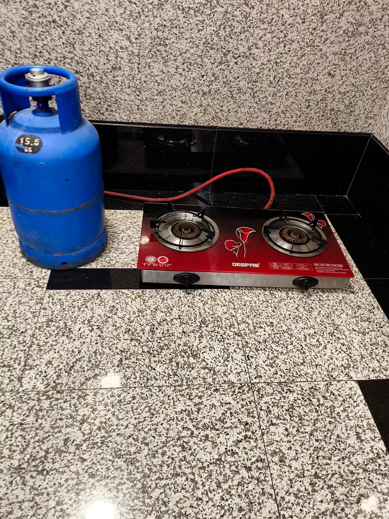 Gas cylinder and stove for sale