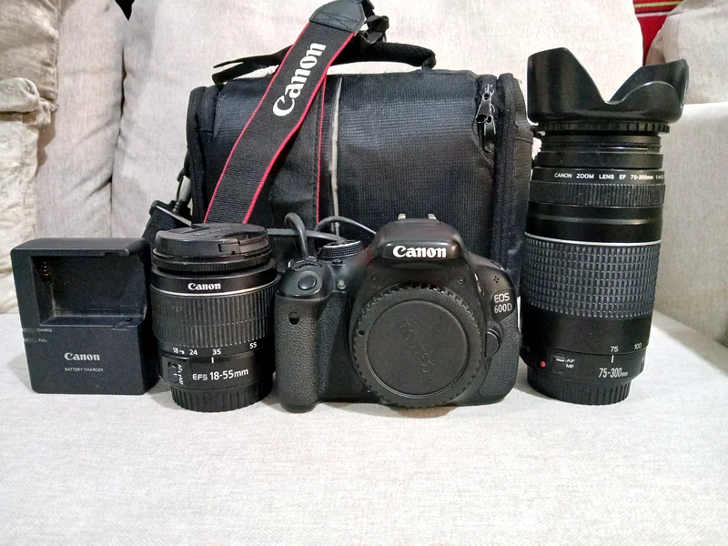 كاميرا كانون DSR EOS 600D63234133359235110