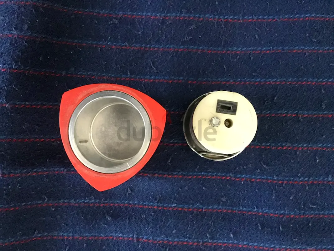 Vintage 1970s RONSON Table Lighter